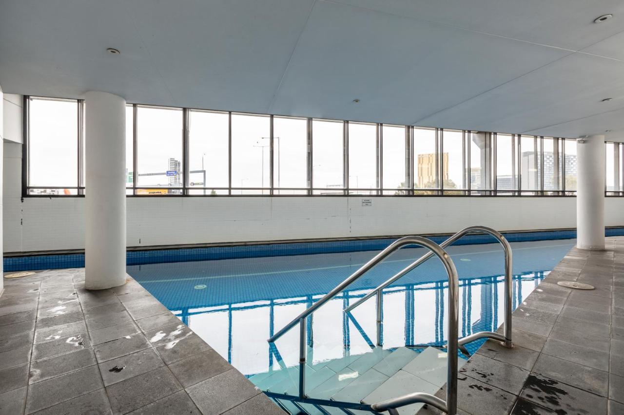 ☆Of Southbank☆Light Filled Apartment☆Huge Private Terrace With City Views☆Parking☆Pool☆Gym☆Wifi Melbourne Zewnętrze zdjęcie